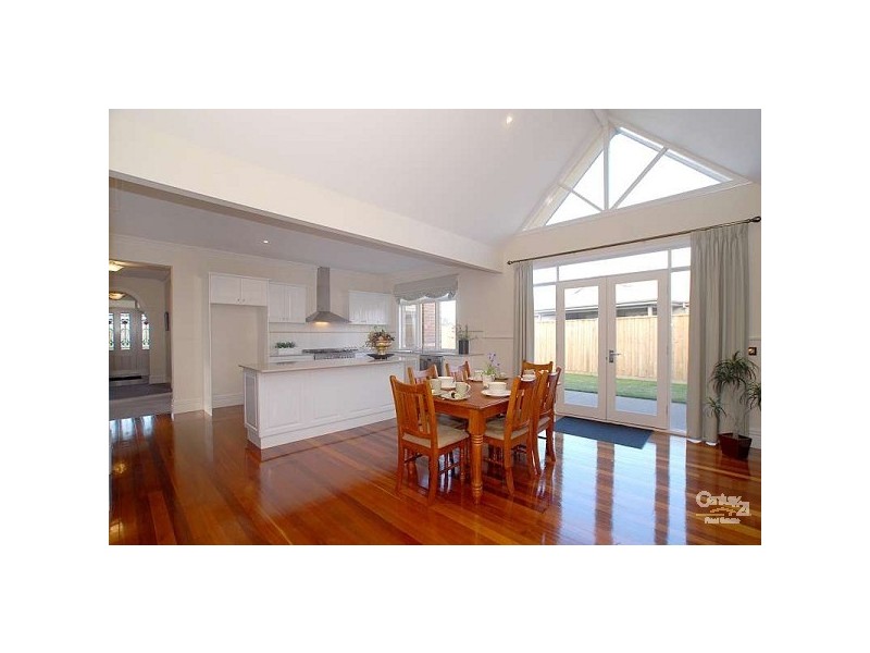 6 Mallett Grove, Lyndhurst VIC 3975