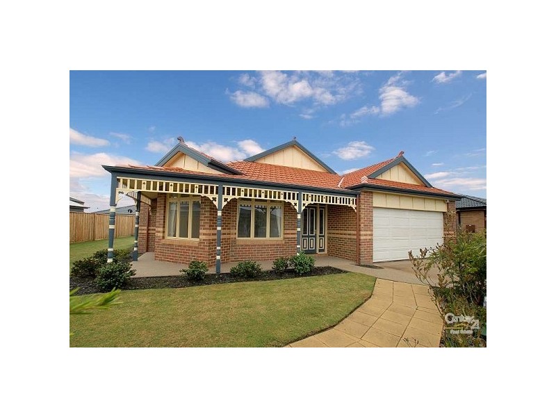 6 Mallett Grove, Lyndhurst VIC 3975