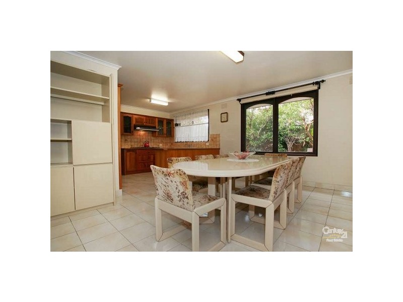 18 Waranga Street, Dandenong North VIC 3175