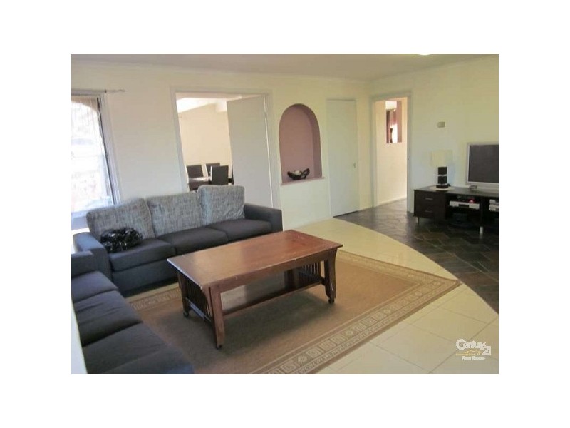 15 Mark Court, Dandenong North VIC 3175