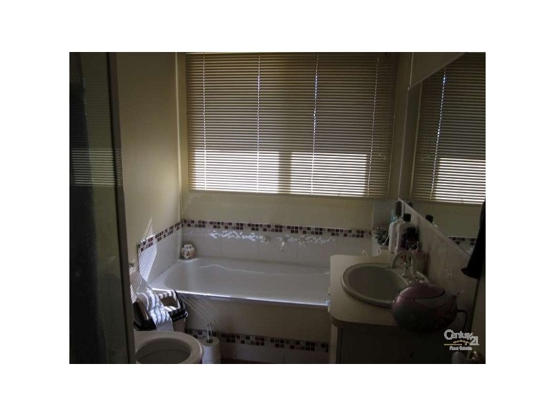 2/115 Corrigan Road, Noble Park VIC 3174