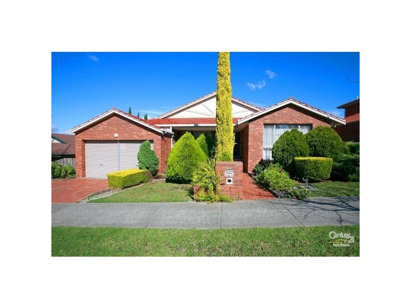 29 George Bass Ave, Endeavour Hills VIC 3802