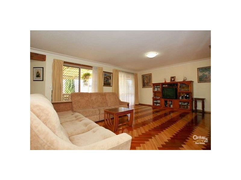 29 George Bass Ave, Endeavour Hills VIC 3802