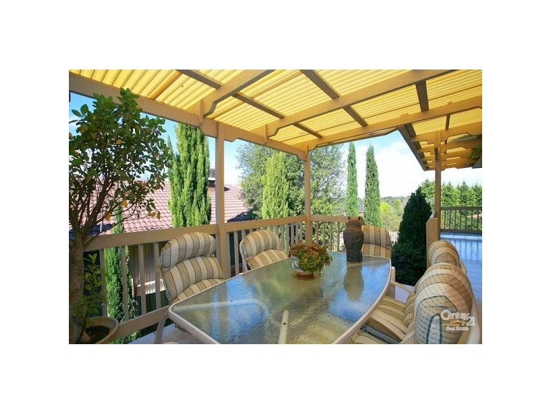 29 George Bass Ave, Endeavour Hills VIC 3802