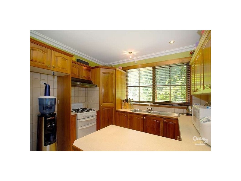 4 Heyington Crescent, Noble Park North VIC 3174