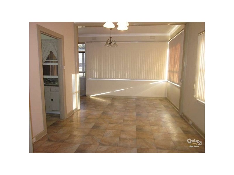 8 Knox Street, Noble Park VIC 3174