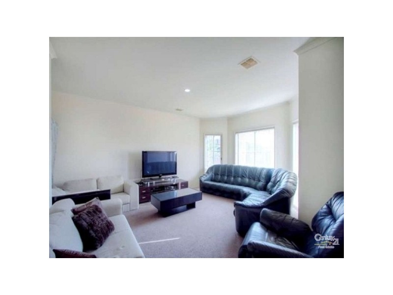 52/36-40 Hennessy Way, Dandenong North VIC 3175