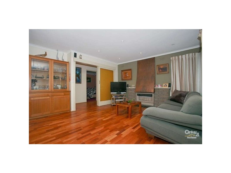 30 Cosier Drive, Noble Park VIC 3174