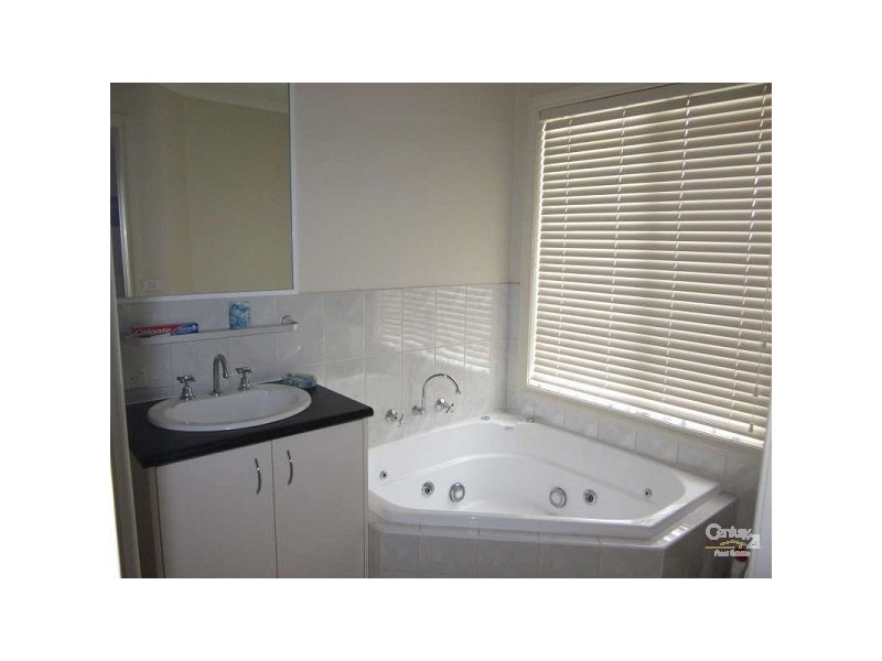 1/36 Noble Street, Noble Park VIC 3174