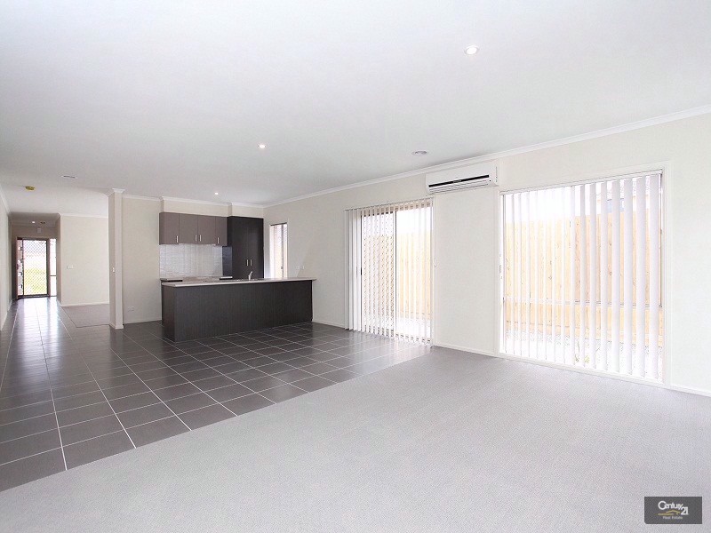 21 Desa Tce, Dandenong South VIC 3175