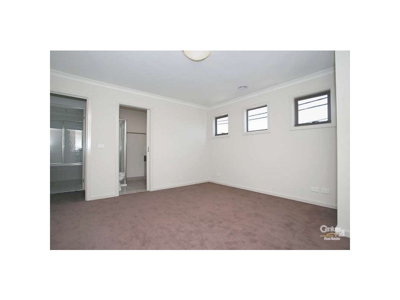 2a Watson Street, Dandenong North VIC 3175