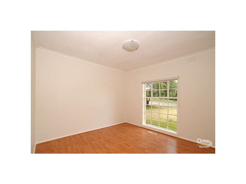 1/7 Ronald Ave, Noble Park VIC 3174