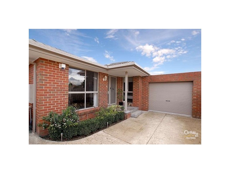 2/11 Bowman Street, Noble Park VIC 3174