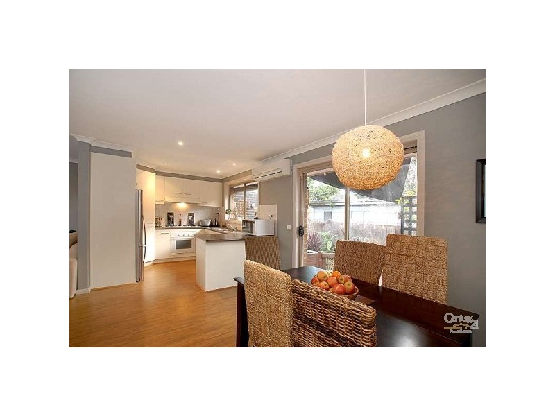 2/11 Bowman Street, Noble Park VIC 3174