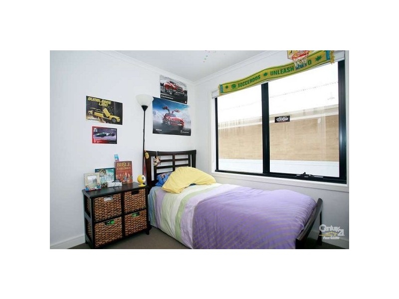 20 Dresden Drive, Waterways VIC 3195