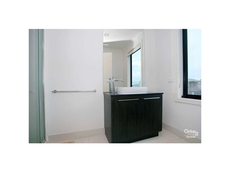 20 Dresden Drive, Waterways VIC 3195