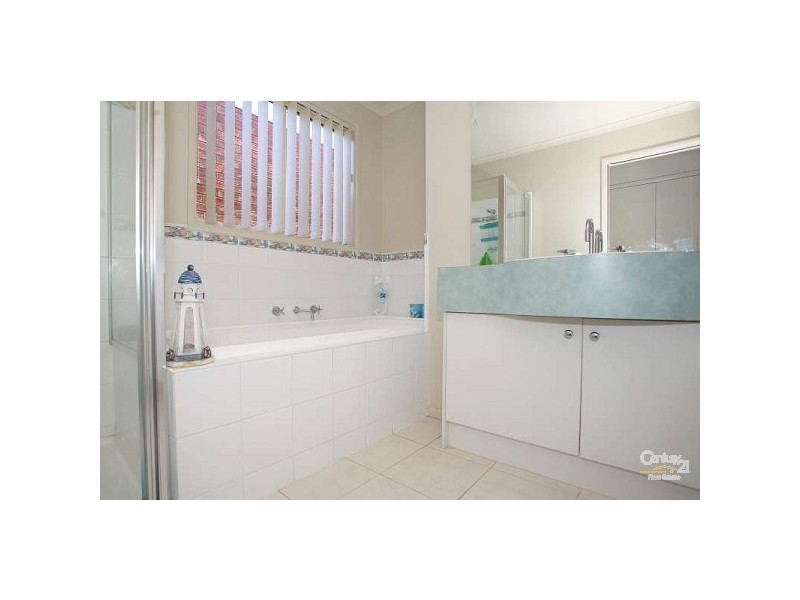 2 Westbrook Drive, Keysborough VIC 3173