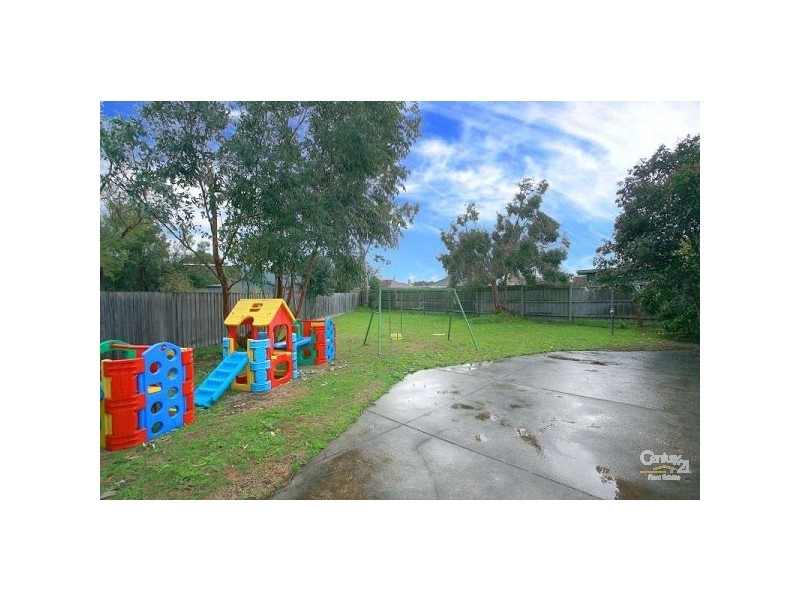 30 Cosier Drive, Noble Park VIC 3174