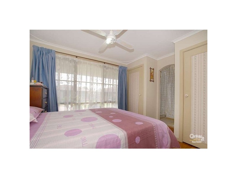 2/68-72 Athol Road, Springvale South VIC 3172