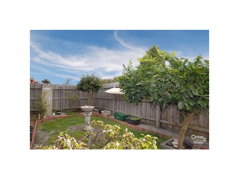 2/68-72 Athol Road, Springvale South VIC 3172