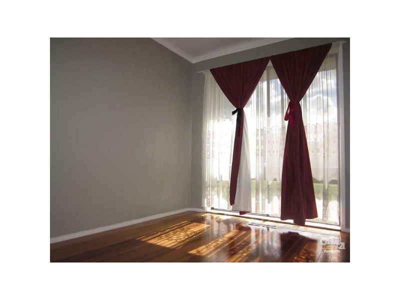 28 Coolavin Road, Noble Park North VIC 3174