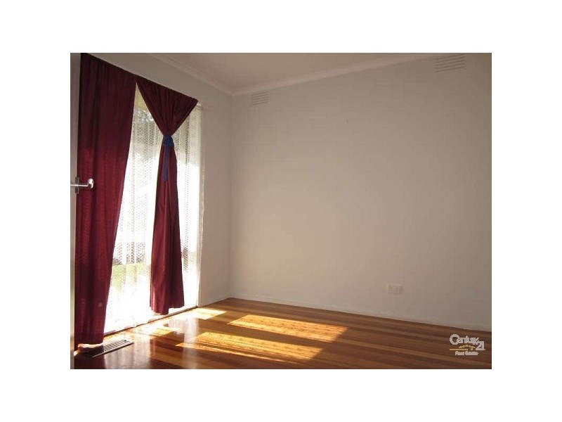 28 Coolavin Road, Noble Park North VIC 3174