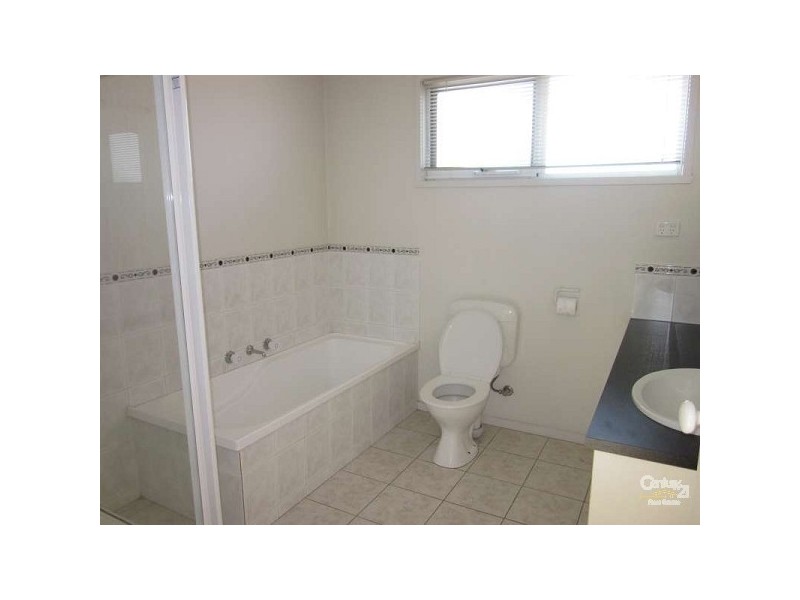 8 Sylvan Avenue, Keysborough VIC 3173