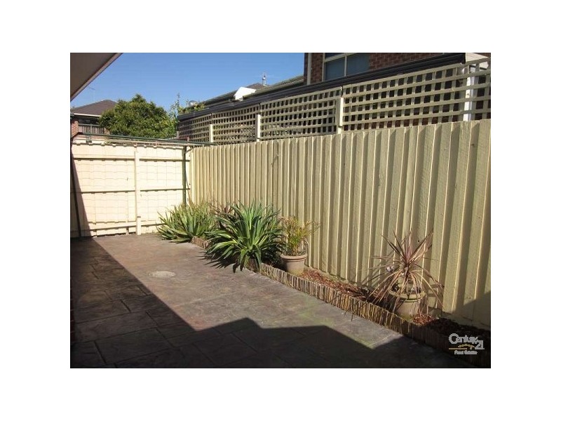 8 Sylvan Avenue, Keysborough VIC 3173