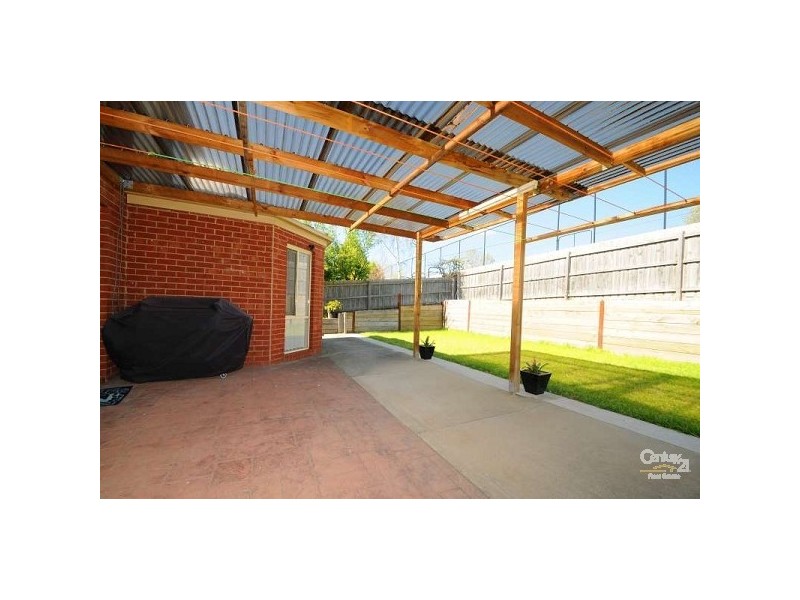 3 Daffodil Crt, Endeavour Hills VIC 3802