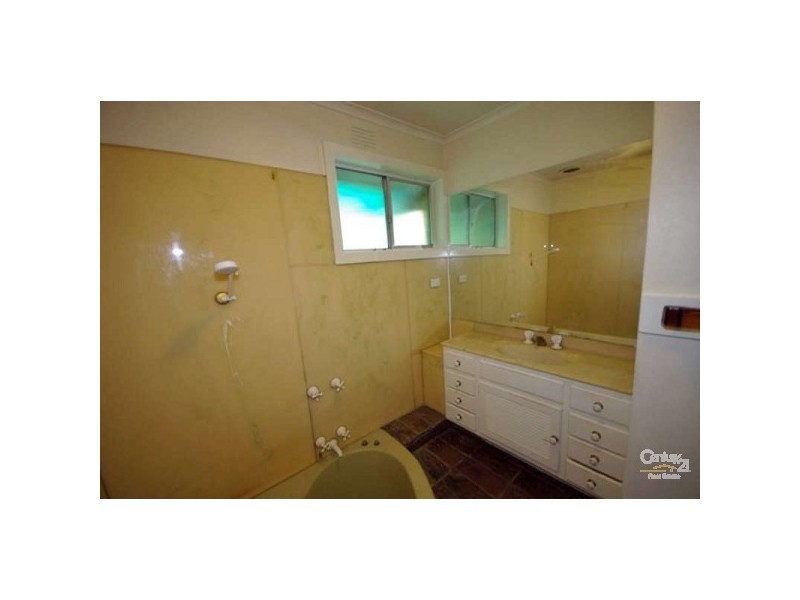 4 Patching Avenue, Noble Park VIC 3174