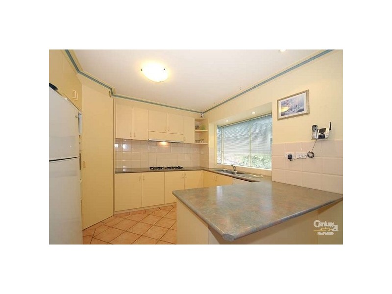 84 Dandelion Drive, Rowville VIC 3178