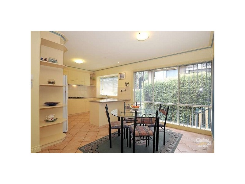 84 Dandelion Drive, Rowville VIC 3178