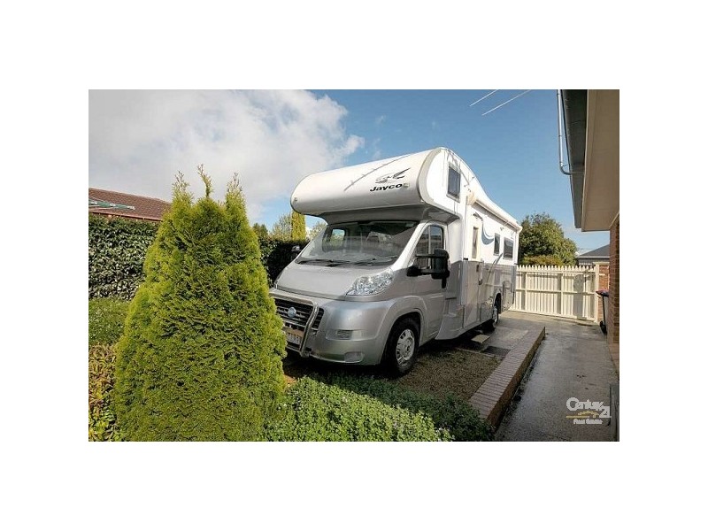 84 Dandelion Drive, Rowville VIC 3178