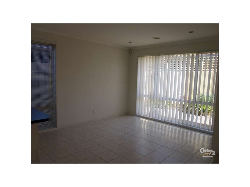 8 Sylvan Avenue, Keysborough VIC 3173