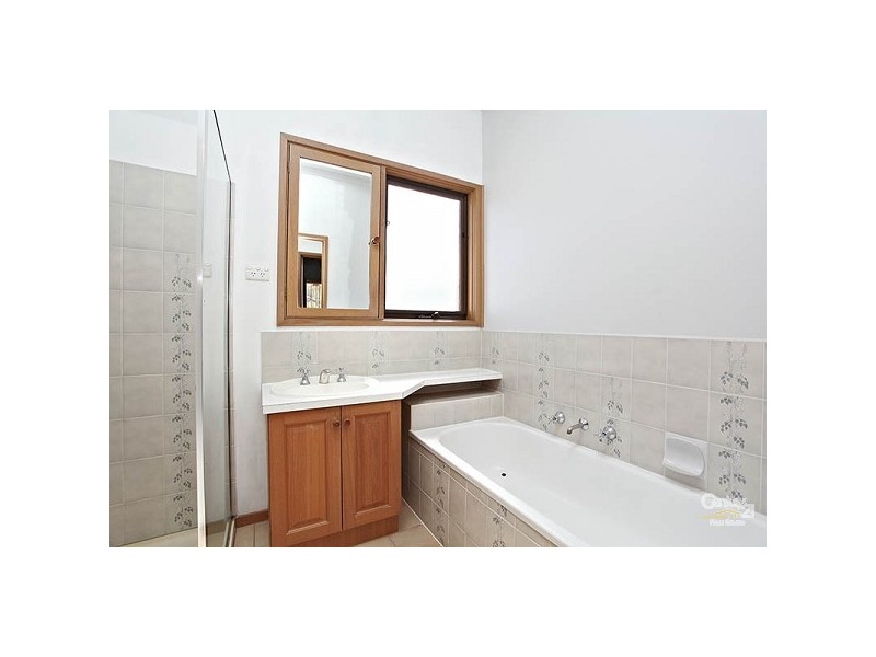 1 Harrow Place, Endeavour Hills VIC 3802