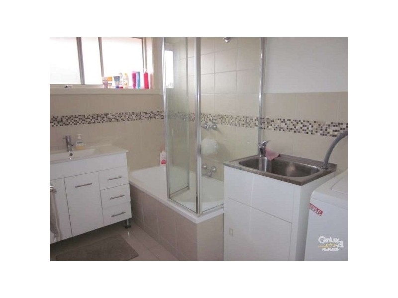 12/2-6 Kelvin Grove, Springvale VIC 3171