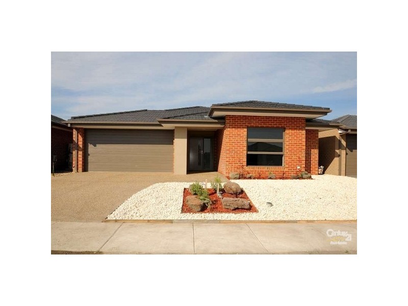 140 Clarendon Drive, Keysborough VIC 3173