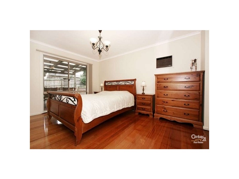 2 Celtis Place, Endeavour Hills VIC 3802