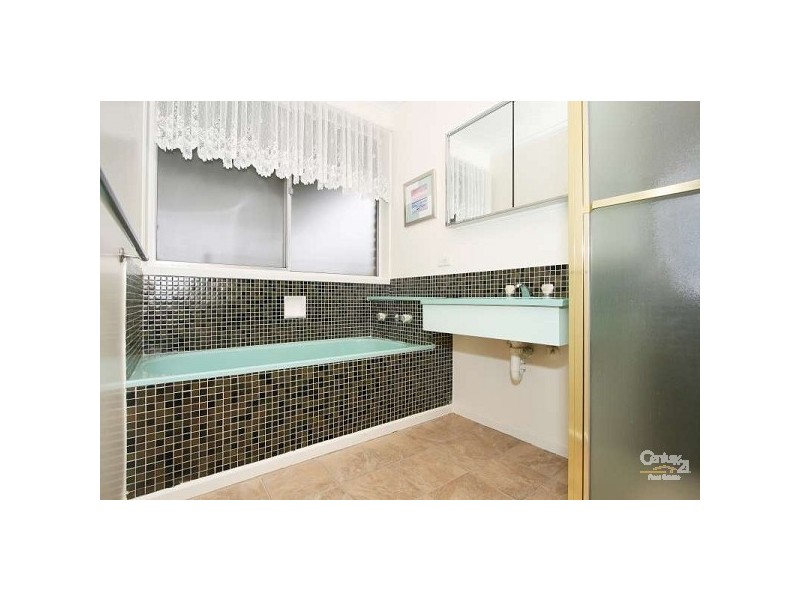 2 Celtis Place, Endeavour Hills VIC 3802