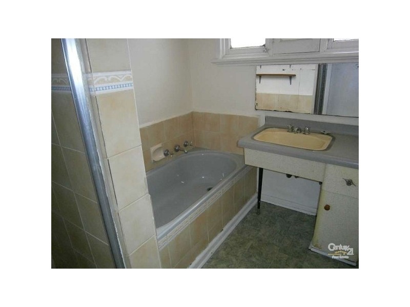 5 Kleine Street, Noble Park VIC 3174