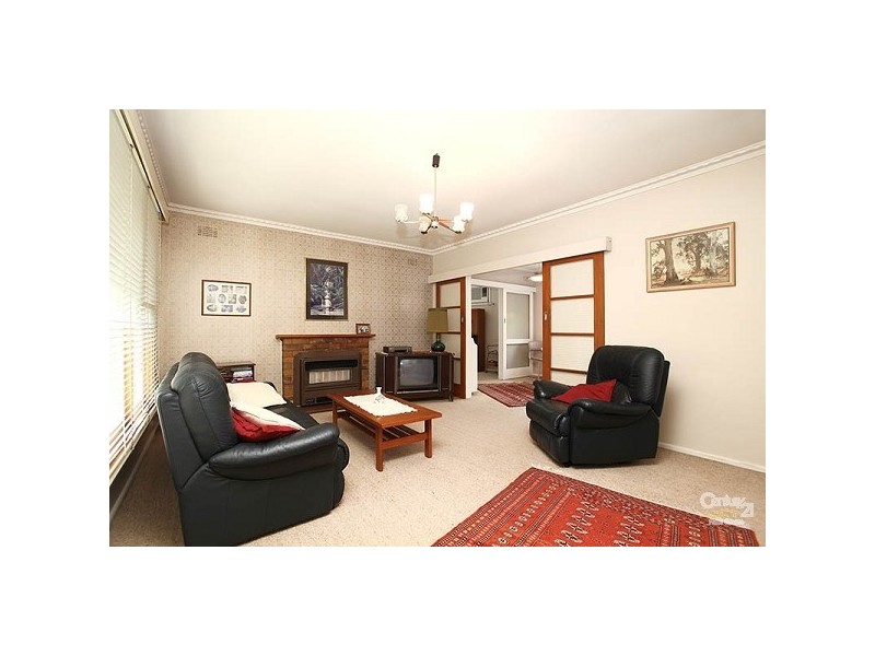 10 Eve Court, Springvale VIC 3171