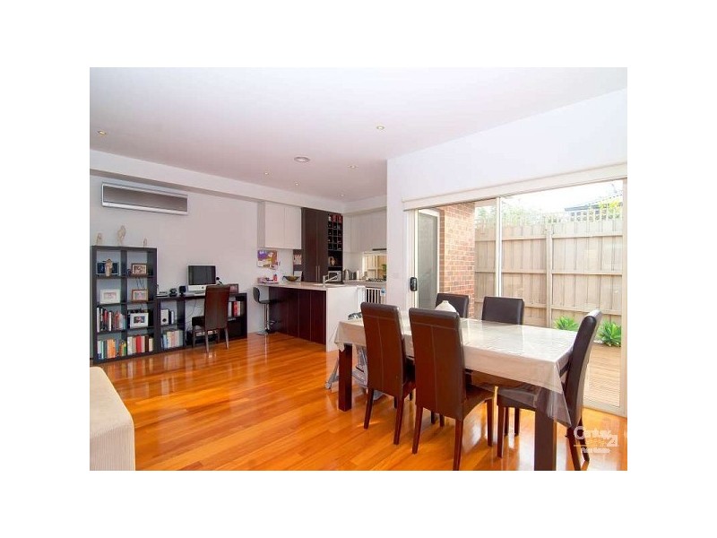 2/132 Lightwood Road, Noble Park VIC 3174