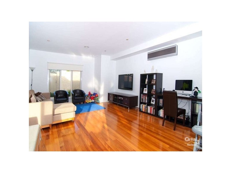 2/132 Lightwood Road, Noble Park VIC 3174