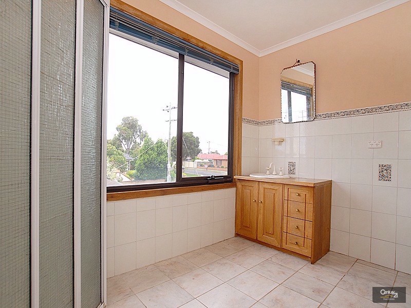 4 Sussex Street, Noble Park VIC 3174