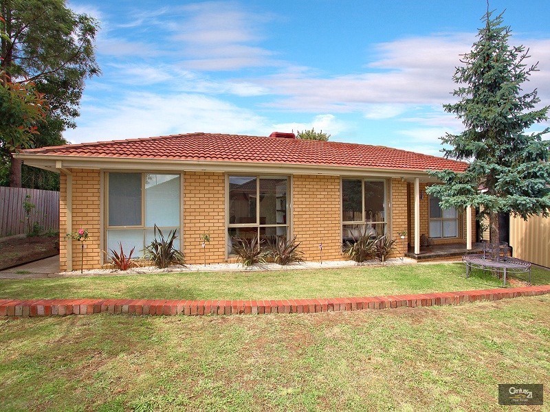 2/25 Ellt Crescent, Noble Park VIC 3174