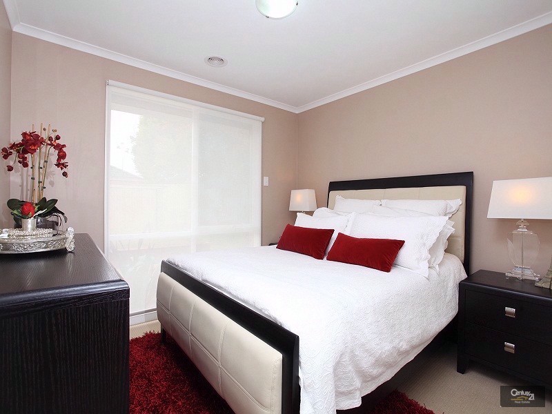 2/25 Ellt Crescent, Noble Park VIC 3174