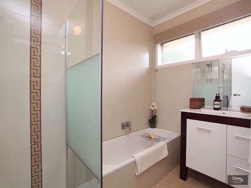 2/25 Ellt Crescent, Noble Park VIC 3174