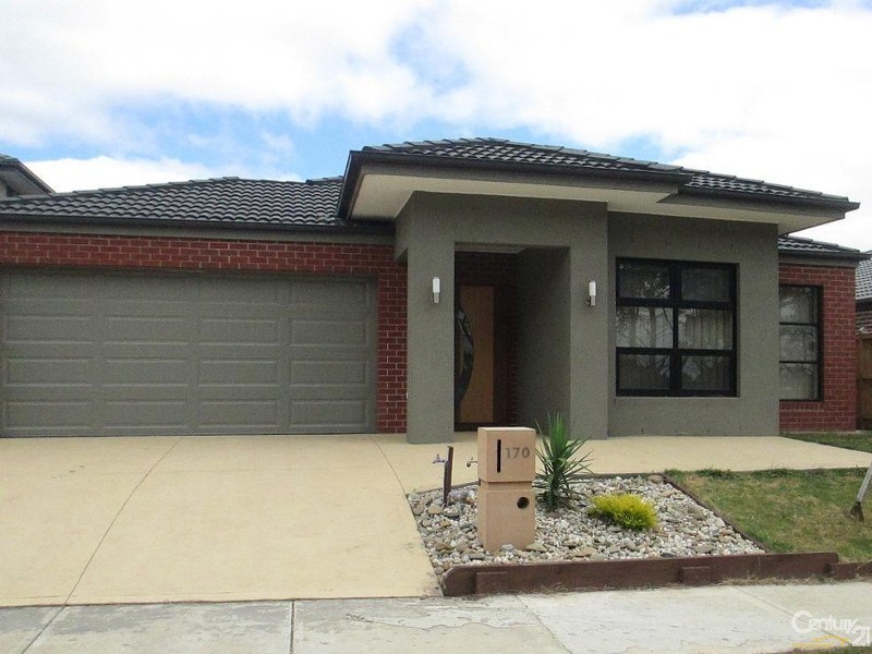 170 Mountain View Boulevard, Cranbourne North VIC 3977