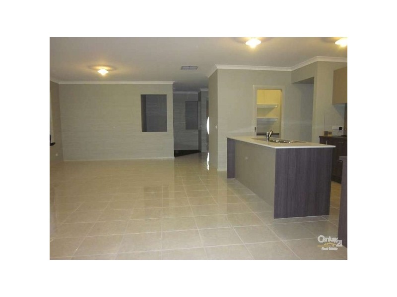 170 Mountain View Boulevard, Cranbourne North VIC 3977