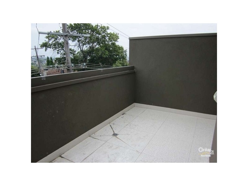 28/2-4 Hutton Street, Dandenong VIC 3175